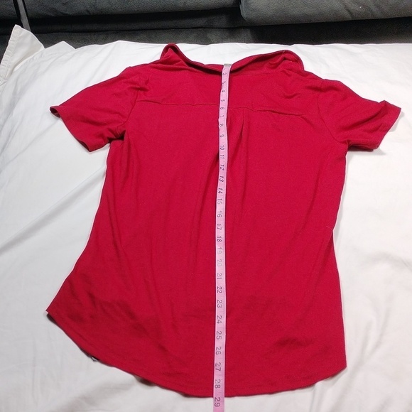 NWT Akewei womens V-NECK Top size medium - Picture 9 of 11